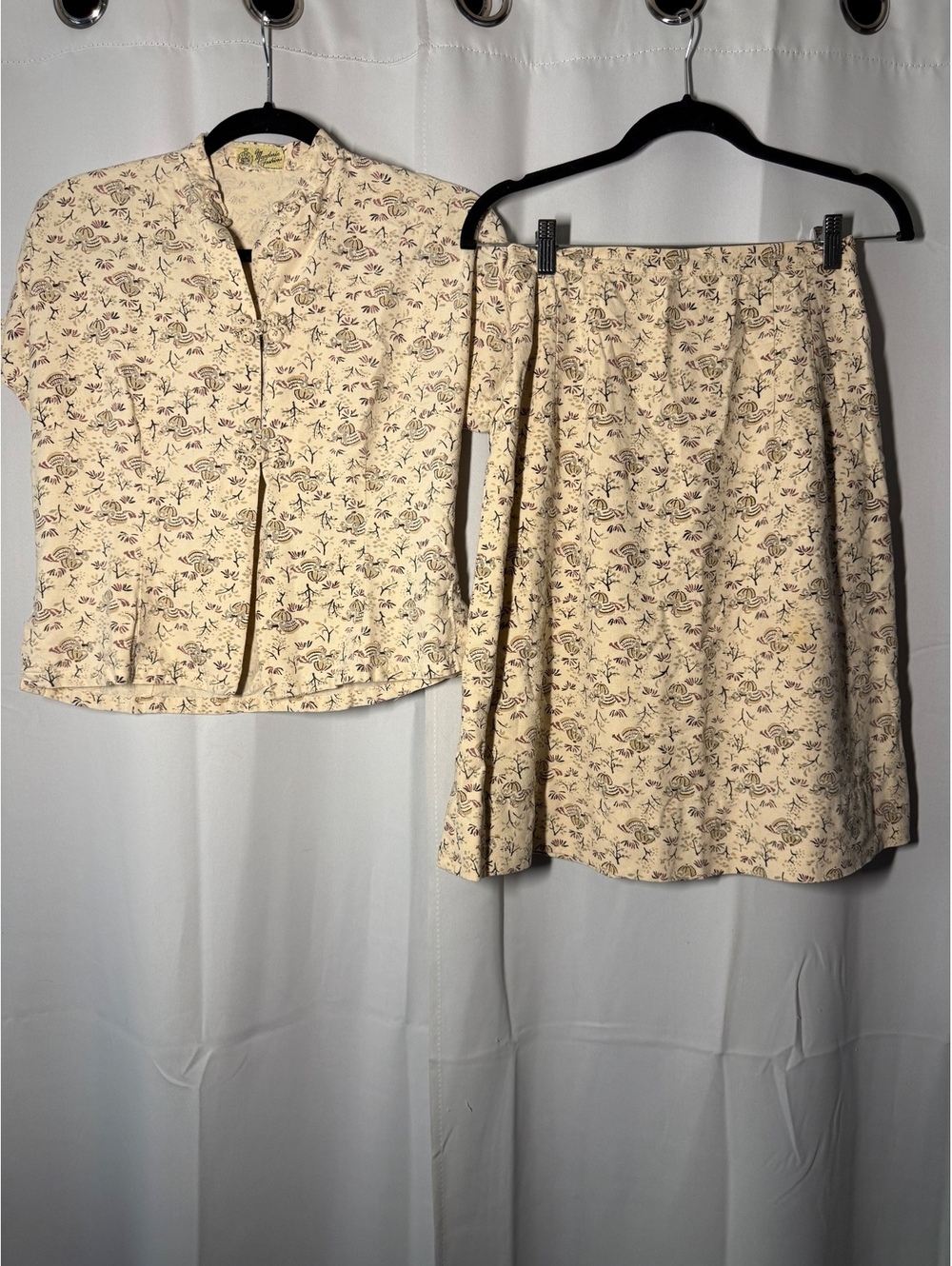 Mandarin Fashion Vintage Two-Piece Floral Print Skirt and Button-Up Top Set